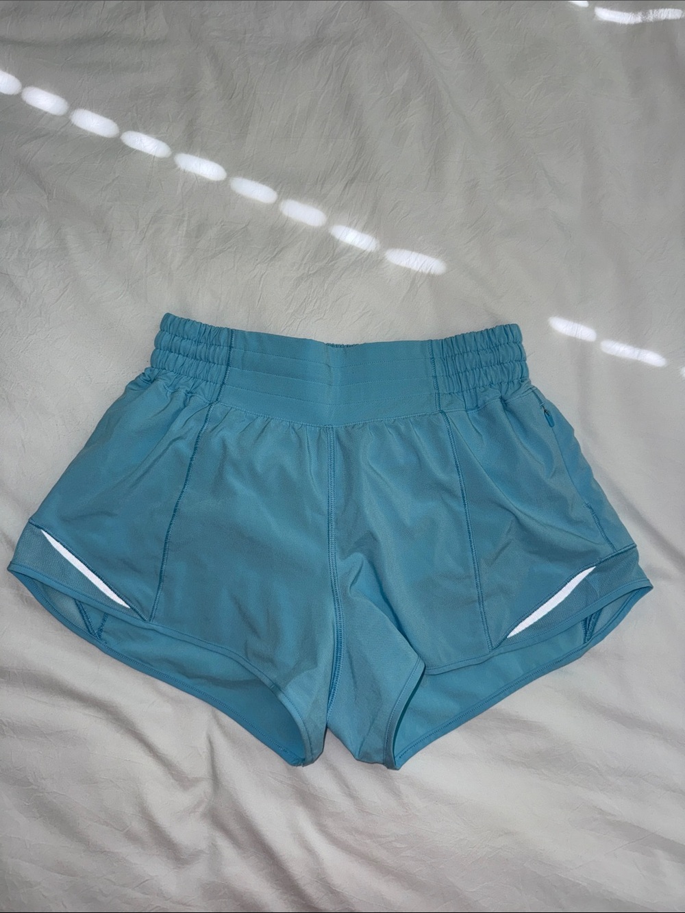 Lululemon athletica Woman’s High-Rise Teal Blue Hottie Hot Shorts